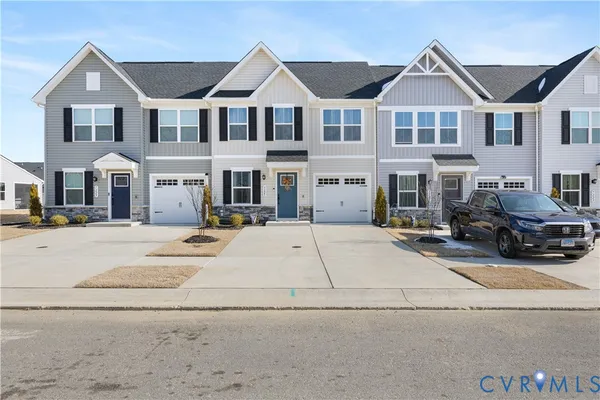 Property Slideshow image 2 of 29 | 7227 lyon taylor ln, New Kent, VA, 23124