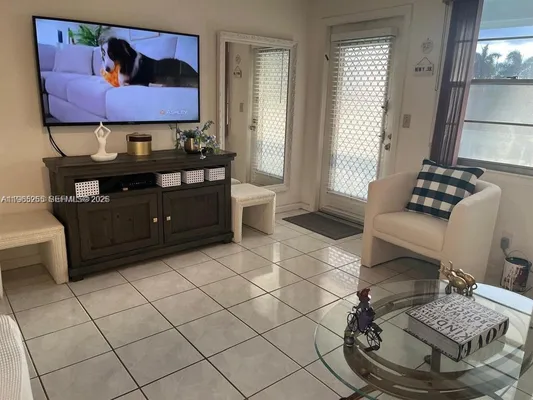 Property Slideshow image 2 of 14 | 17 westbury a 17, Deerfield Beach, FL, 33442