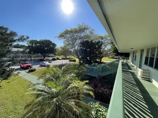 Property Slideshow image 2 of 30 | 118 upminster e unit e, Deerfield Beach, FL, 33442