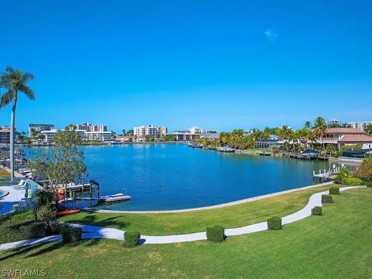 Property Slideshow image 2 of 15 | 383 harbour dr 308, Naples, FL, 34103