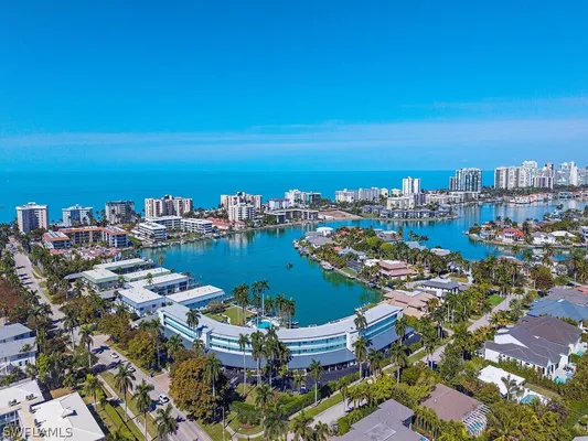 Property Slideshow image 3 of 15 | 383 harbour dr 308, Naples, FL, 34103