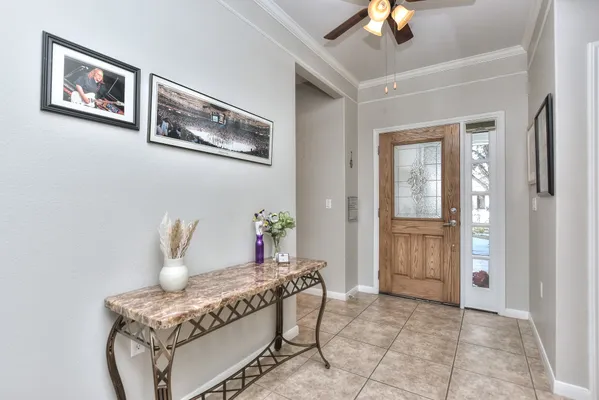 Property Slideshow image 3 of 26 | 312 monarch trl, Georgetown, TX, 78633