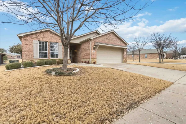 Property Slideshow image 3 of 40 | 942 carrington greens dr, Frisco, TX, 75036