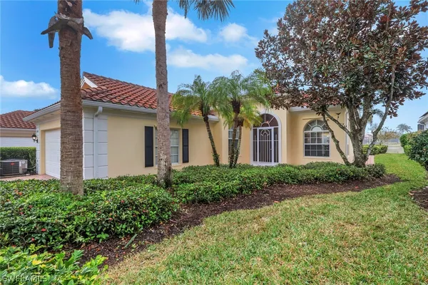 Property Slideshow image 2 of 26 | 3818 whidbey way, Naples, FL, 34119