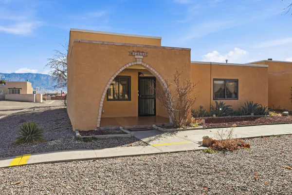Property Slideshow image 3 of 29 | 1353 rio rancho dr a, Rio Rancho, NM, 87124
