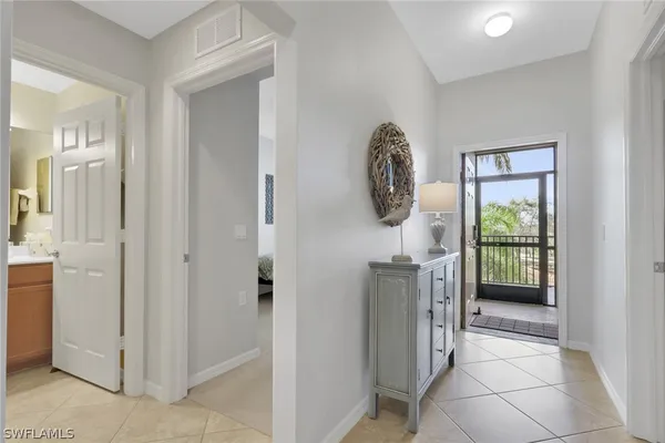 Property Slideshow image 3 of 49 | 10337 heritage bay blvd 1833, Naples, FL, 34120