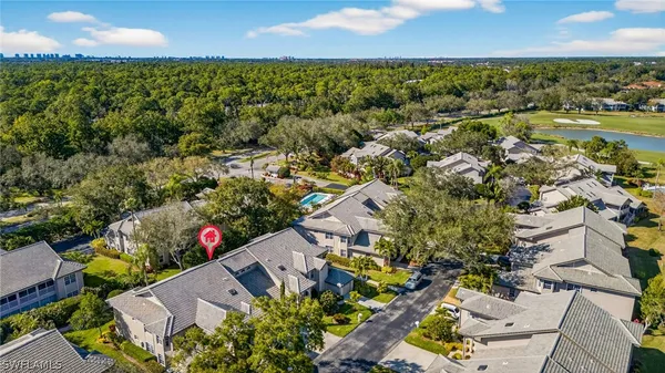 Property Slideshow image 2 of 20 | 242 via perignon # 9-3, Naples, FL, 34119