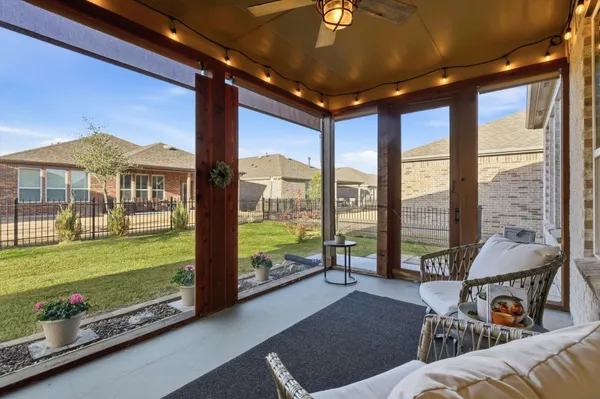 Property Slideshow image 2 of 40 | 817 forgotten forest way, Mckinney, TX, 75071