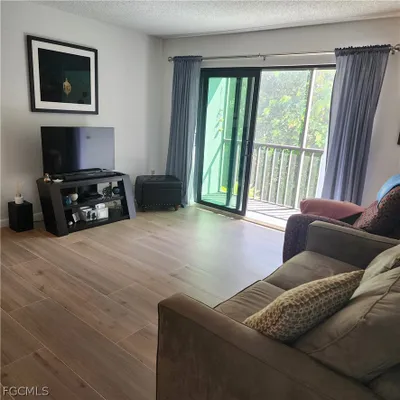 Property Slideshow image 3 of 31 | 9570 green cypress ln 15-g2, Fort Myers, FL, 33905