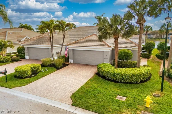 Property Slideshow image 3 of 50 | 10031 majestic ave, Fort Myers, FL, 33913