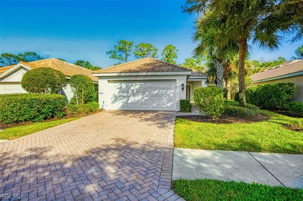 Property Slideshow image 2 of 49 | 9940 horse creek rd, Fort Myers, FL, 33913