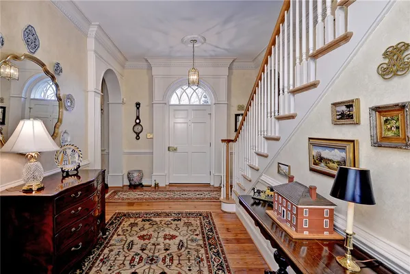 Property Slideshow image 3 of 49 | 102 swinley frst, Williamsburg, VA, 23188