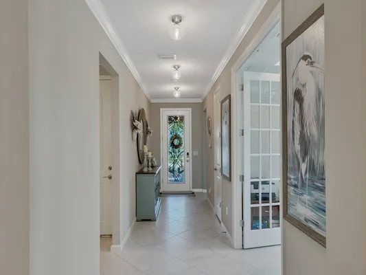 Property Slideshow image 3 of 36 | 5021 newell cir, Vero Beach, FL, 32967