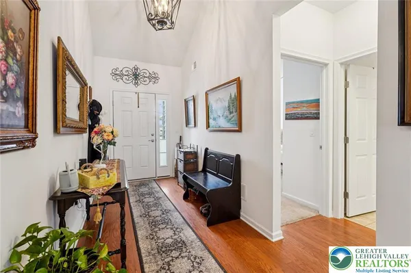 Property Slideshow image 3 of 38 | 5424 traditions dr, Upper Saucon Twp, PA, 18036