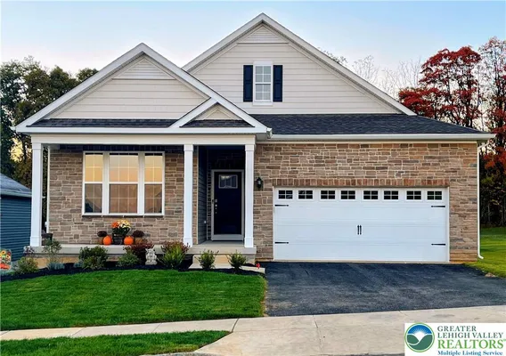 Property Slideshow image 2 of 16 | 1430 silk, Upper Macungie Twp, PA, 18031
