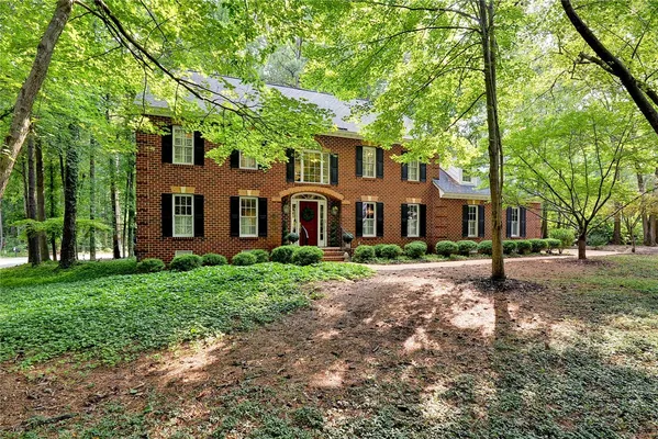 Property Slideshow image 2 of 50 | 101 eagle, Williamsburg, VA, 23188