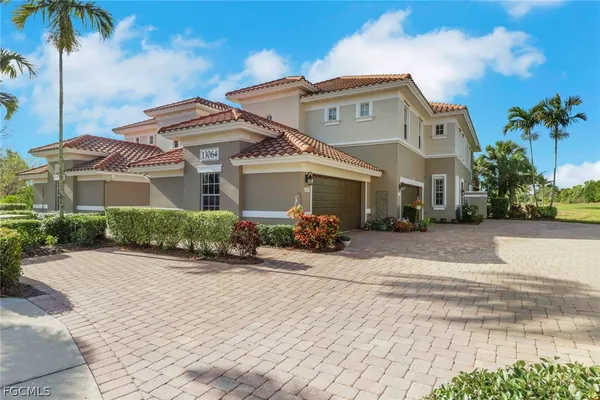 Property Slideshow image 2 of 43 | 13064 pennington pl 102, Fort Myers, FL, 33913