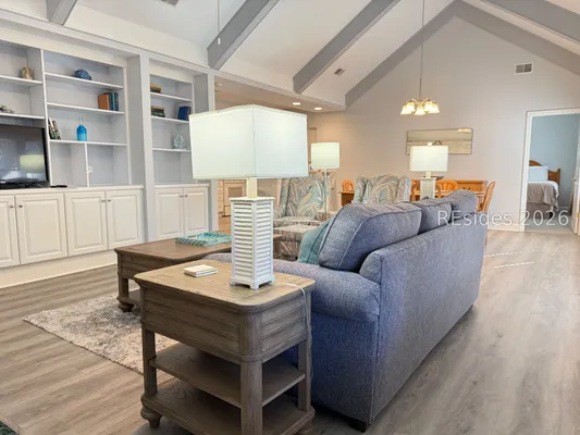 Property Slideshow image 3 of 24 | 2 aberdeen ct, Hilton Head Island, SC, 29926