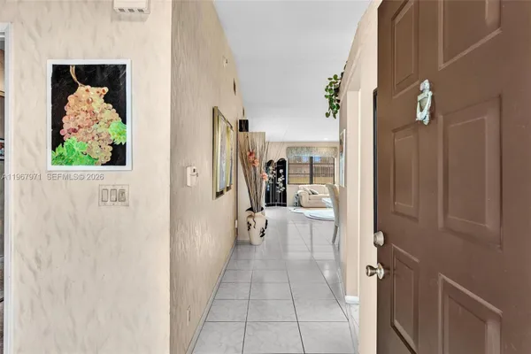 Property Slideshow image 3 of 75 | 6116 kings gate cir, Delray Beach, FL, 33484