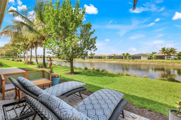 Property Slideshow image 2 of 37 | 28440 burano dr, Bonita Springs, FL, 34135
