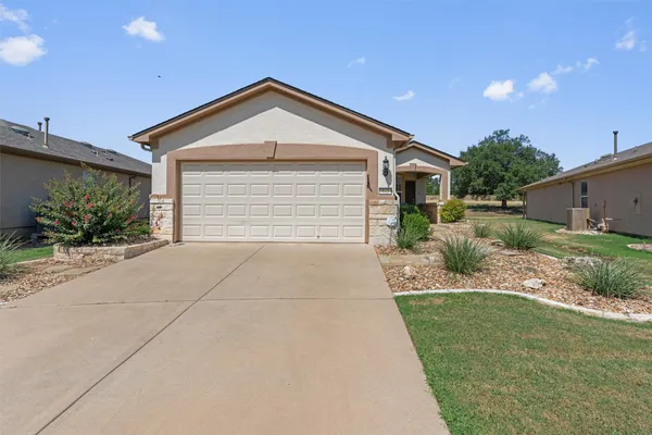 Property Slideshow image 3 of 30 | 533 salt creek ln, Georgetown, TX, 78633