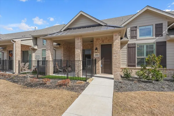 Property Slideshow image 2 of 30 | 2833 applewood way, Wylie, TX, 75098