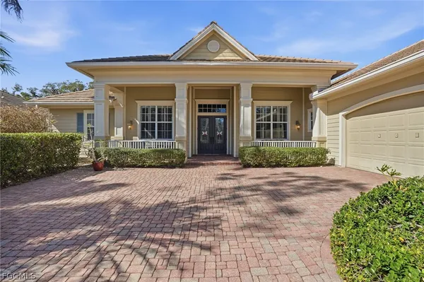 Property Slideshow image 2 of 50 | 3801 river point dr, Fort Myers, FL, 33905