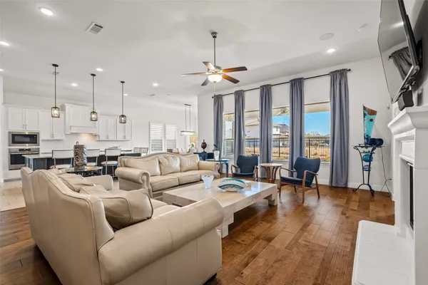 Property Slideshow image 3 of 40 | 7605 windsor, The Colony, TX, 75056