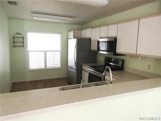 Property Slideshow image 3 of 18 | 6396 w cannondale dr, Crystal River, FL, 34429