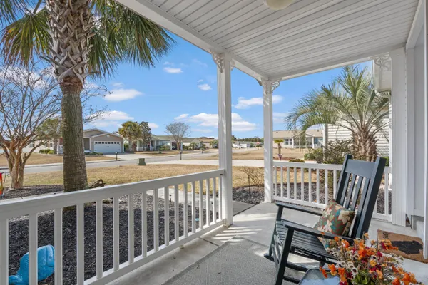 Property Slideshow image 3 of 55 | 187 lakeside crossing dr, Conway, SC, 29526