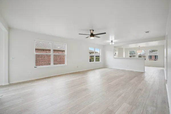 Property Slideshow image 2 of 30 | 7850 estancia dr, Frisco, TX, 75036