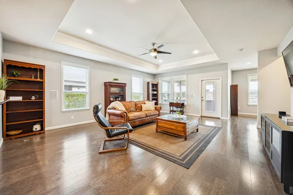 Property Slideshow image 3 of 33 | 383 balboa ct, Frisco, TX, 75036