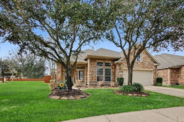 Property Slideshow image 3 of 50 | 9303 lake texoma cir, Cypress, TX, 77433