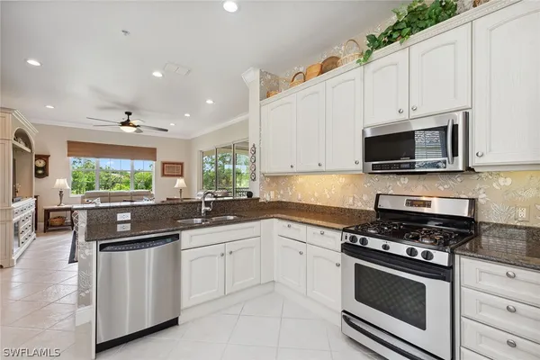 Property Slideshow image 2 of 50 | 3755 montreux ln 201, Naples, FL, 34114