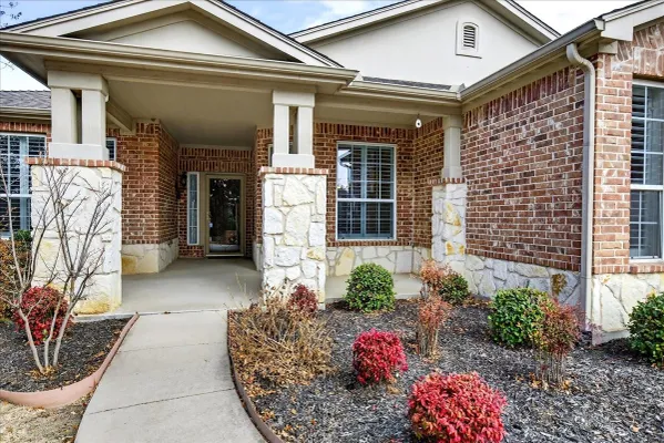 Property Slideshow image 2 of 39 | 6470 bushwoods dr, Frisco, TX, 75036