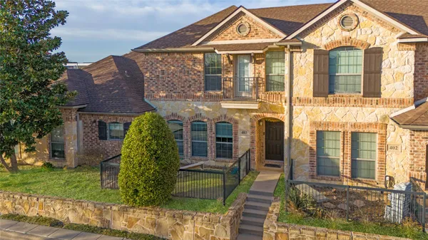 Property Slideshow image 2 of 27 | 3075 willow grove blvd 403, Mckinney, TX, 75070