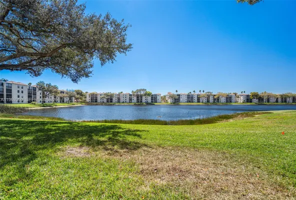 Property Slideshow image 3 of 71 | 6093 pointe regal cir 210, Delray Beach, FL, 33484