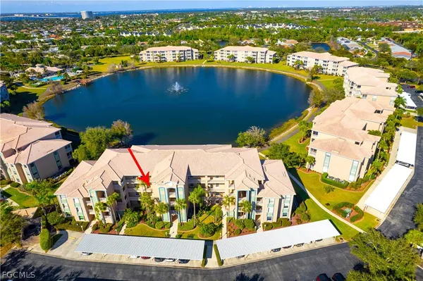Property Slideshow image 3 of 50 | 14101 brant point cir 3304, Fort Myers, FL, 33919