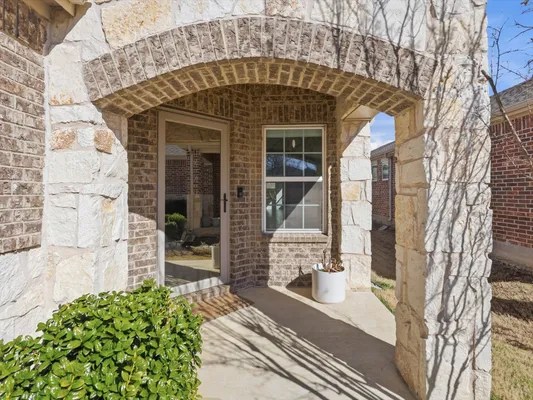Property Slideshow image 3 of 39 | 7609 heritage dr, Little Elm, TX, 76227