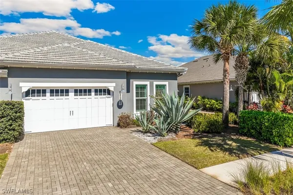 Property Slideshow image 3 of 25 | 6931 cay ct, Naples, FL, 34113