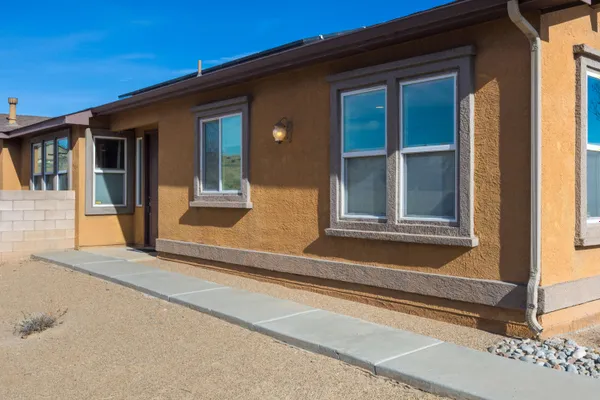 Property Slideshow image 2 of 33 | 721 promenade trl, Los Lunas, NM, 87031