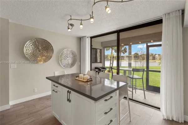 Property Slideshow image 3 of 47 | 5130 las verdes cir 107, Delray Beach, FL, 33484