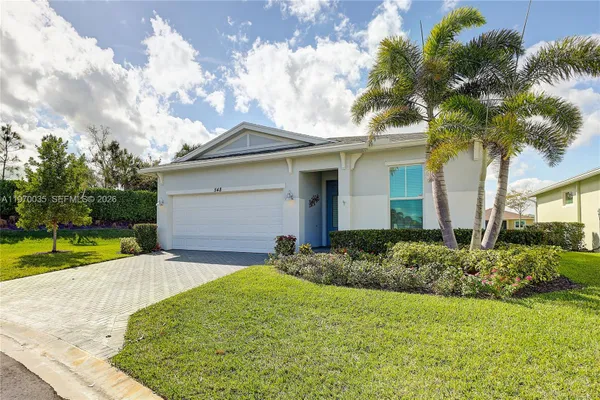 Property Slideshow image 3 of 32 | 548 se plumeria dr, Port St Lucie, FL, 34984