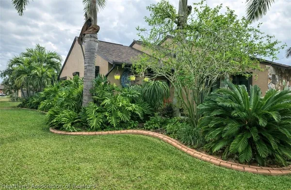 Property Slideshow image 3 of 4 | 2908 waterwood dr, Sebring, FL, 33872