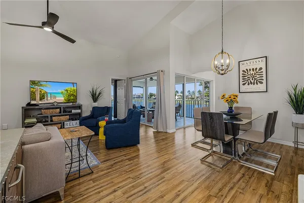 Property Slideshow image 3 of 27 | 14983 rivers edge ct 232, Fort Myers, FL, 33908