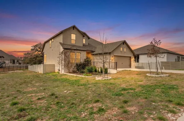 Property Slideshow image 3 of 42 | 421 chinkapin trl, New Braunfels, TX, 78132