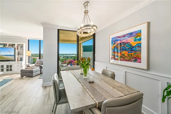 Property Slideshow image 3 of 23 | 3115 gulf shore blvd 704s, Naples, FL, 34103