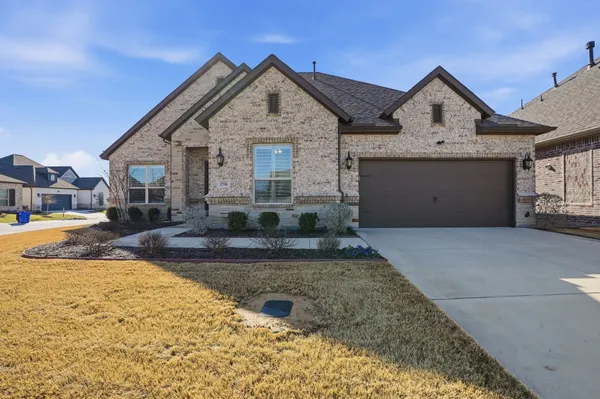 Property Slideshow image 3 of 32 | 2516 nueva way, Mansfield, TX, 76063