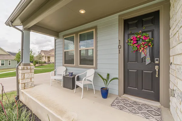 Property Slideshow image 3 of 29 | 104 balinese cv 101, San Marcos, TX, 78666