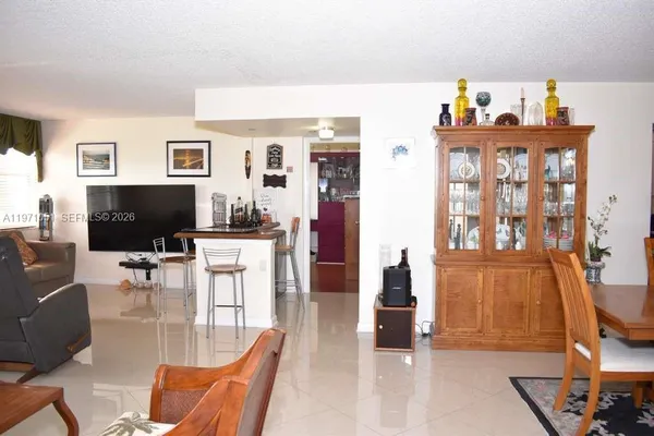 Property Slideshow image 2 of 27 | 1300 saint charles pl 617, Pembroke Pines, FL, 33026